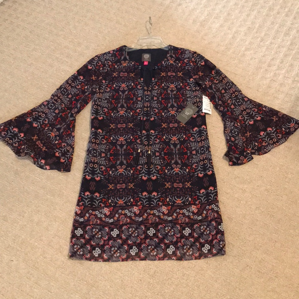 Vince Camuto bell sleeve dress